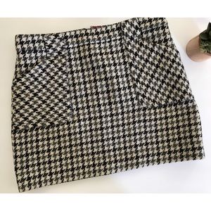 J. Crew Houndstooth Pencil Skirt